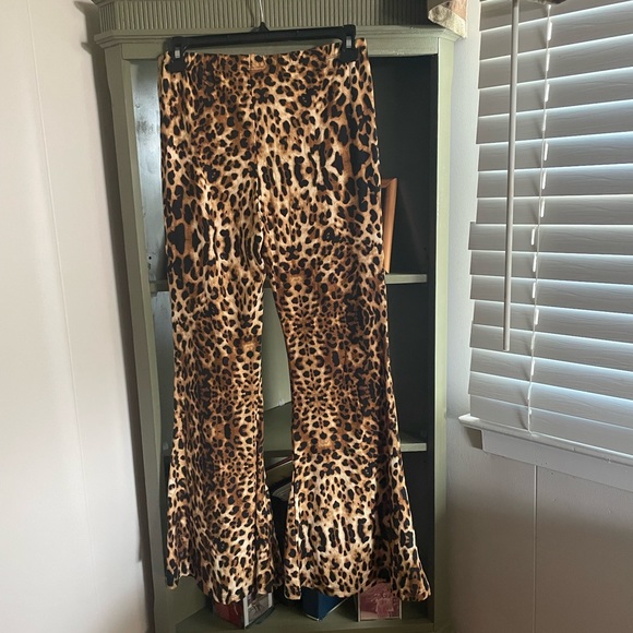 Animal Print Bell Bottoms NWOT - Picture 2 of 2